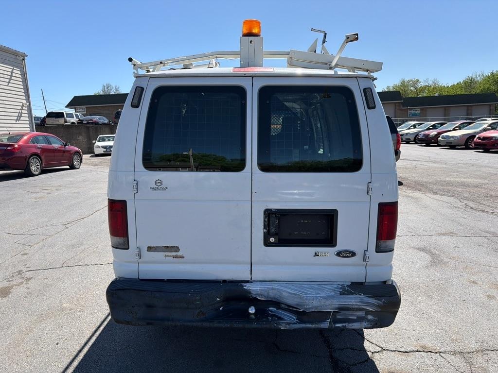 Ford Econoline E-150 2012