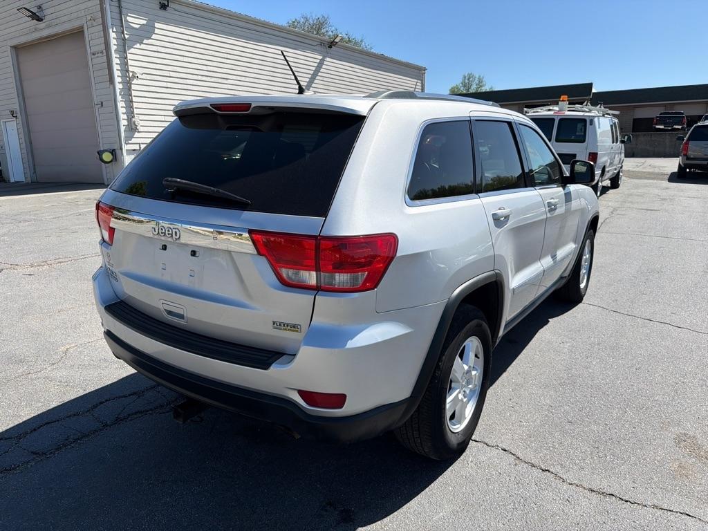 Jeep Grand Cherokee Laredo 4WD 2012