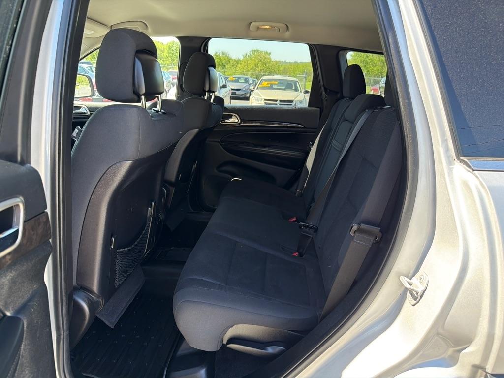 Jeep Grand Cherokee Laredo 4WD 2012