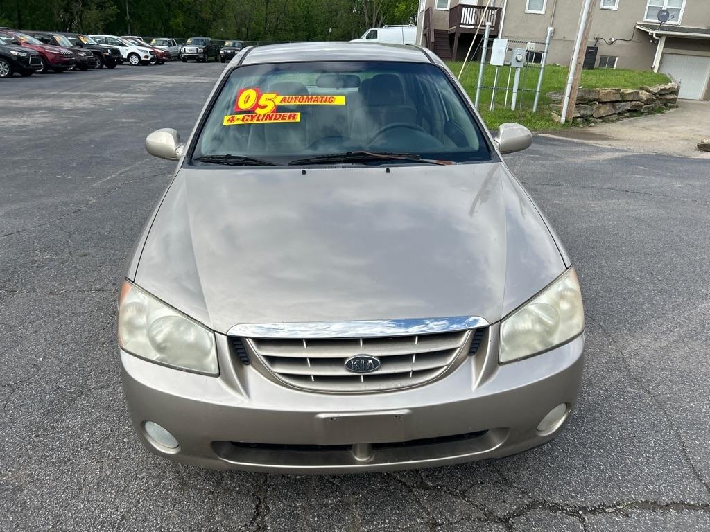 Kia Spectra LX 2005
