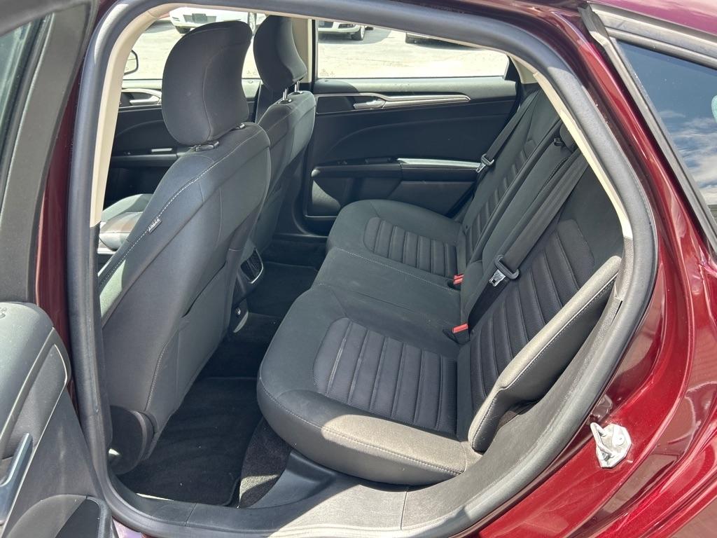 Ford Fusion SE 2017
