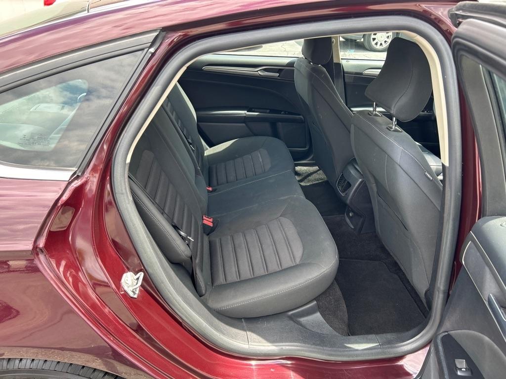 Ford Fusion SE 2017
