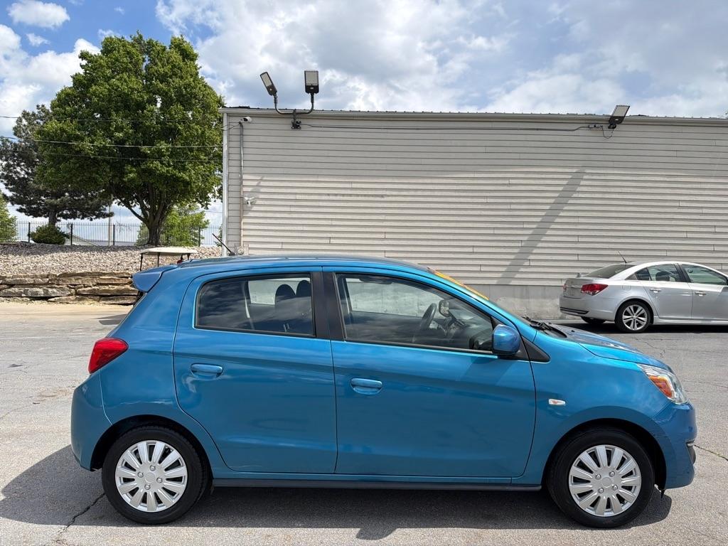 Mitsubishi Mirage ES 5M 2020
