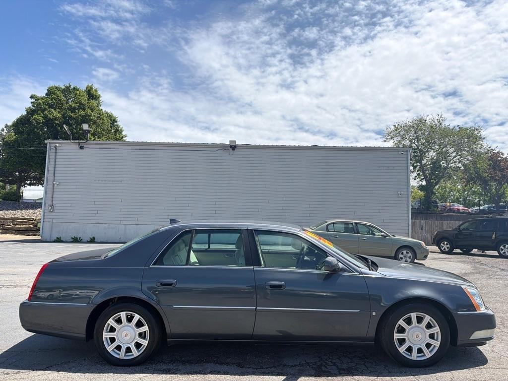 Cadillac DTS Luxury I 2009