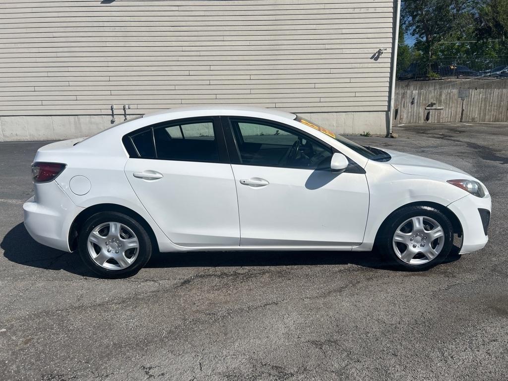 Mazda MAZDA3 i SV AT 4-Door 2013