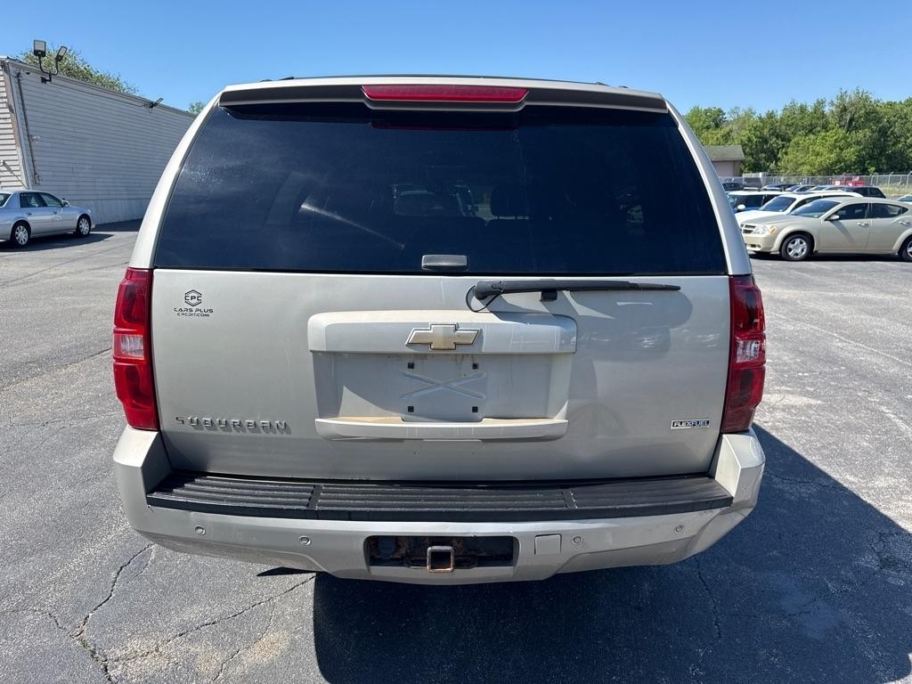 Chevrolet Suburban LS 1500 4WD 2008