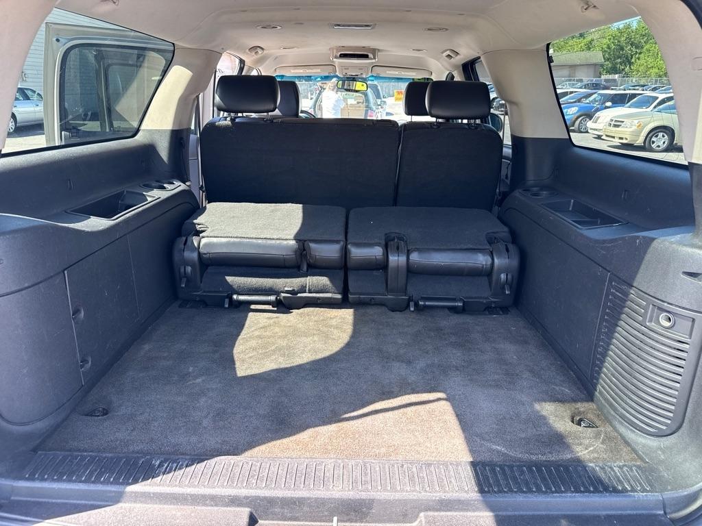 Chevrolet Suburban LS 1500 4WD 2008