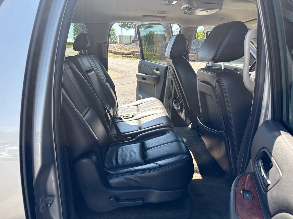 Chevrolet Suburban LS 1500 4WD 2008
