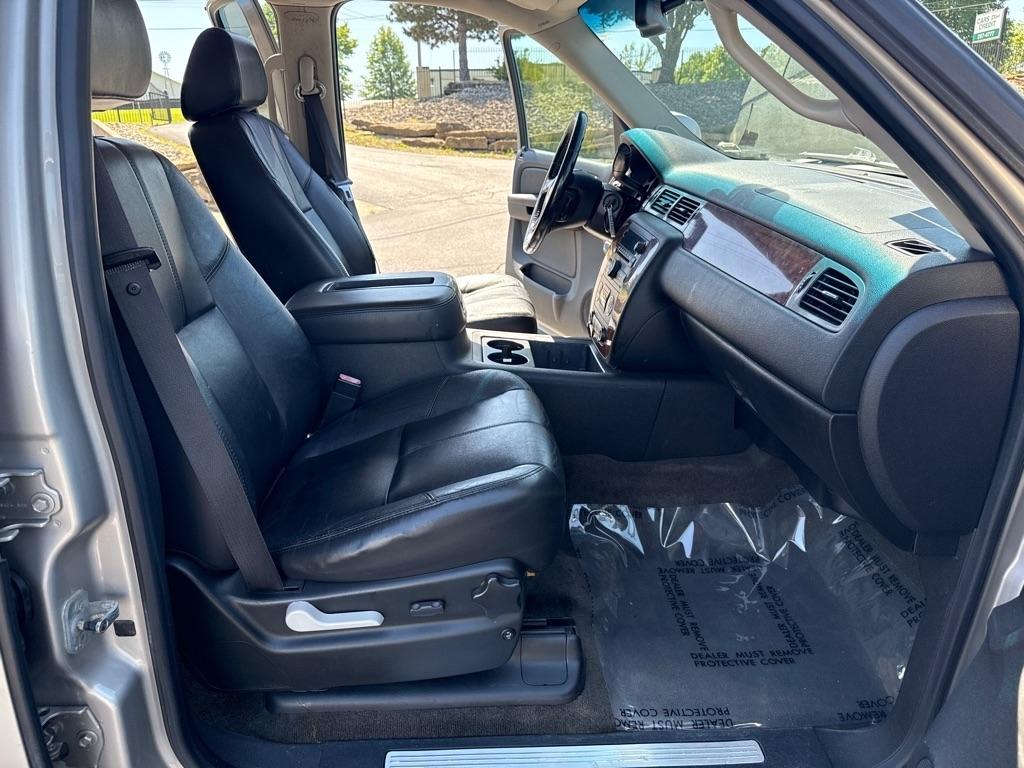 Chevrolet Suburban LS 1500 4WD 2008
