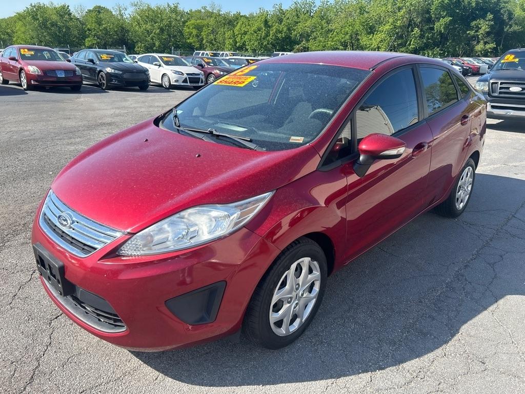Ford Fiesta SE Sedan 2013