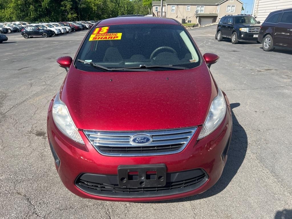 Ford Fiesta SE Sedan 2013