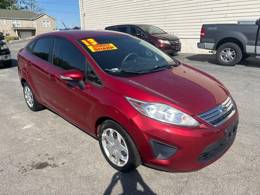 Ford Fiesta SE Sedan 2013