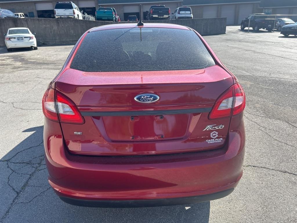 Ford Fiesta SE Sedan 2013