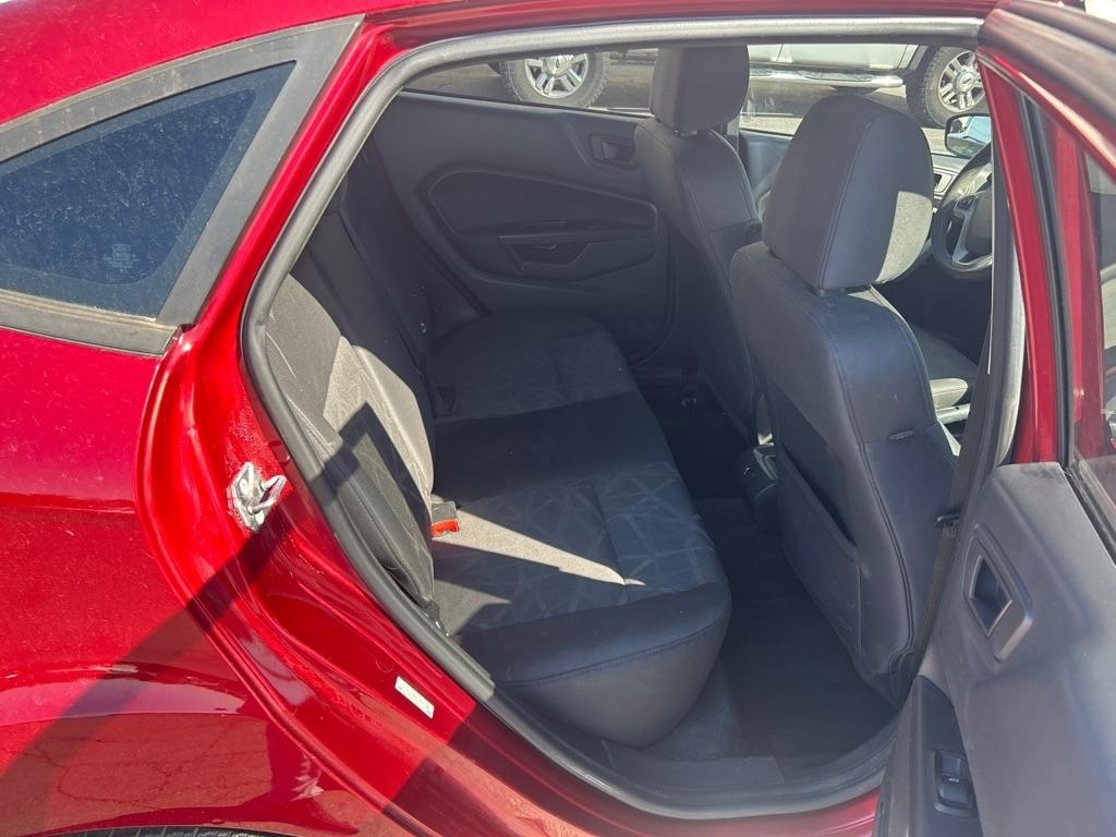 Ford Fiesta SE Sedan 2013