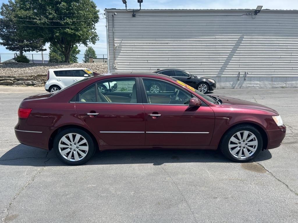 Hyundai Sonata SE V6 2009