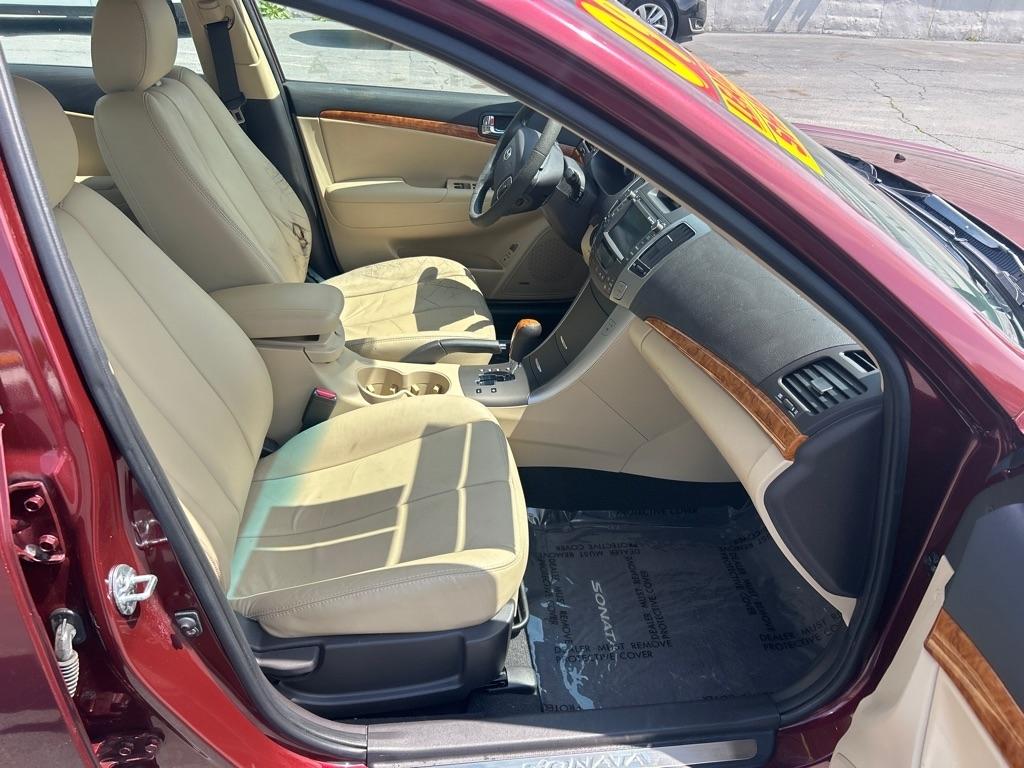Hyundai Sonata SE V6 2009