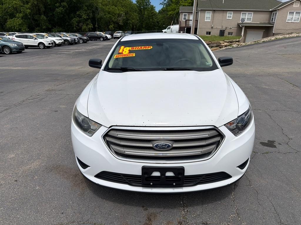 Ford Taurus SE FWD 2018