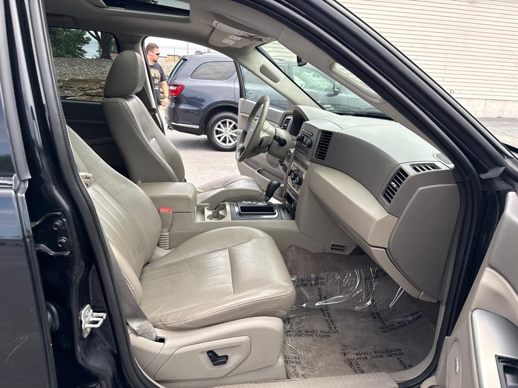 Jeep Grand Cherokee Laredo 4WD 2007