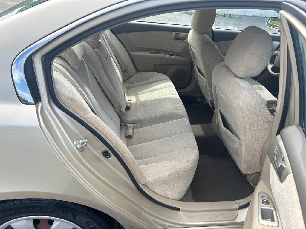 Kia Optima LX 2008