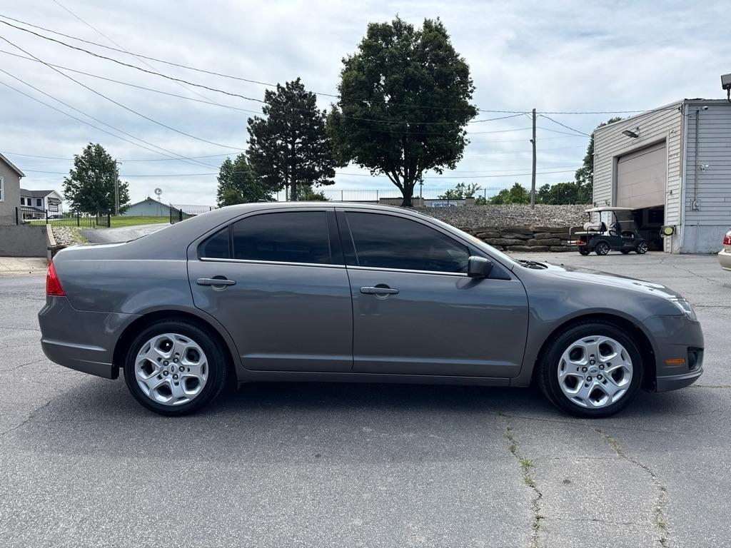 Ford Fusion SE 2010
