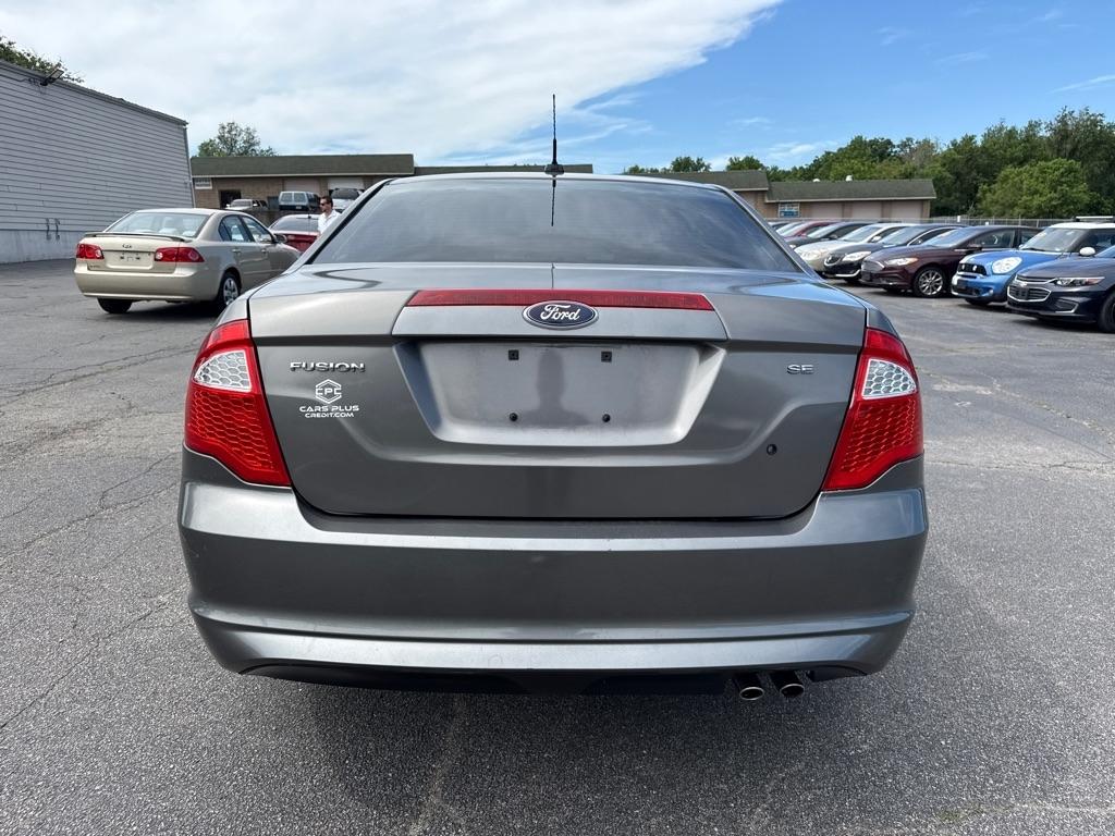 Ford Fusion SE 2010