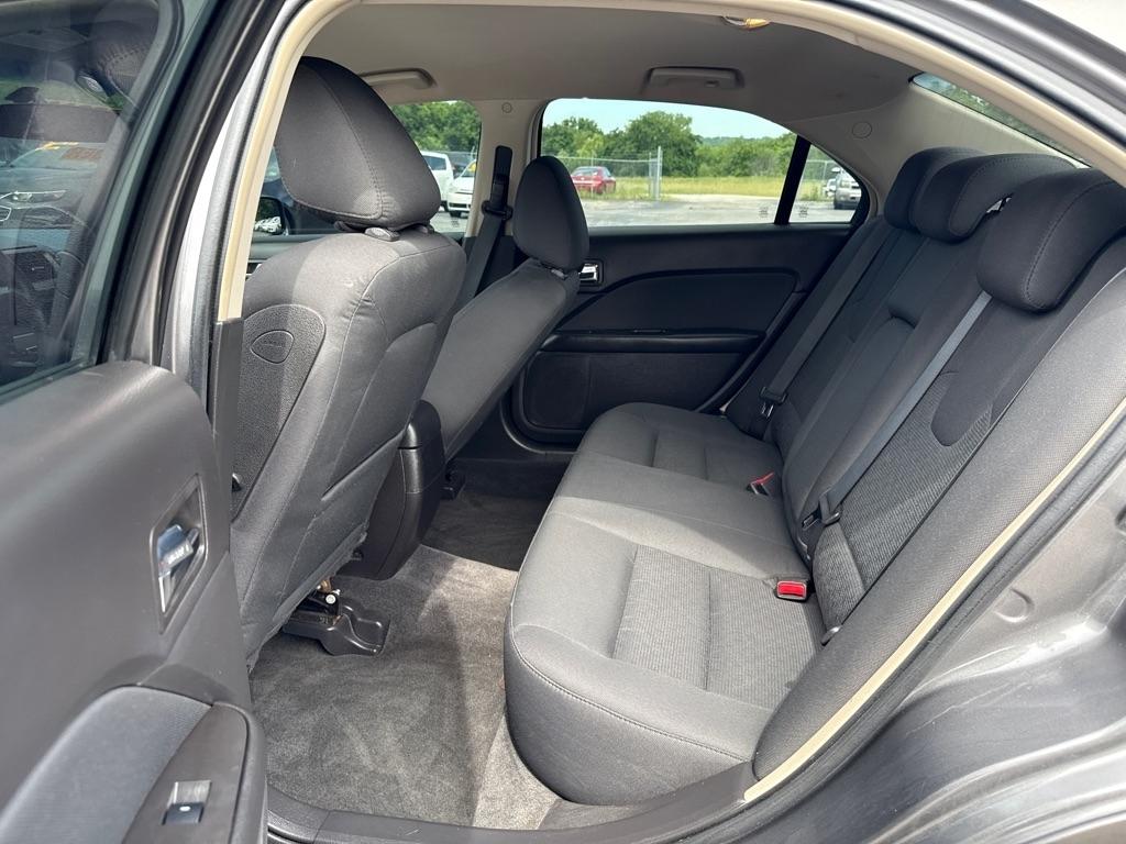 Ford Fusion SE 2010