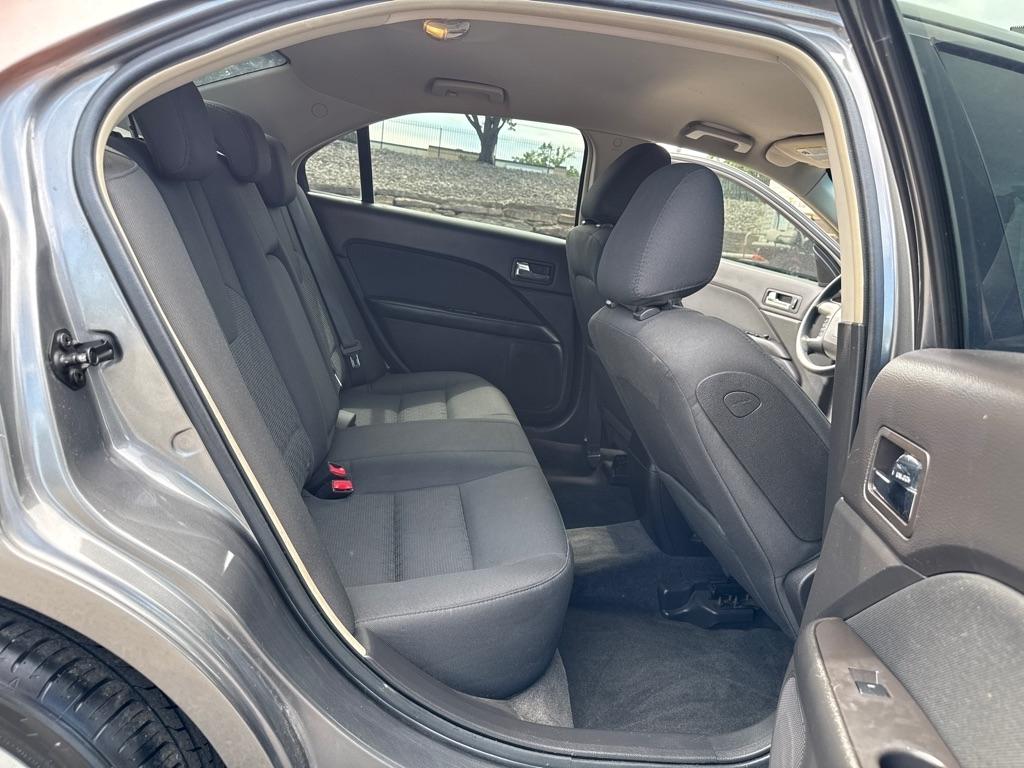 Ford Fusion SE 2010