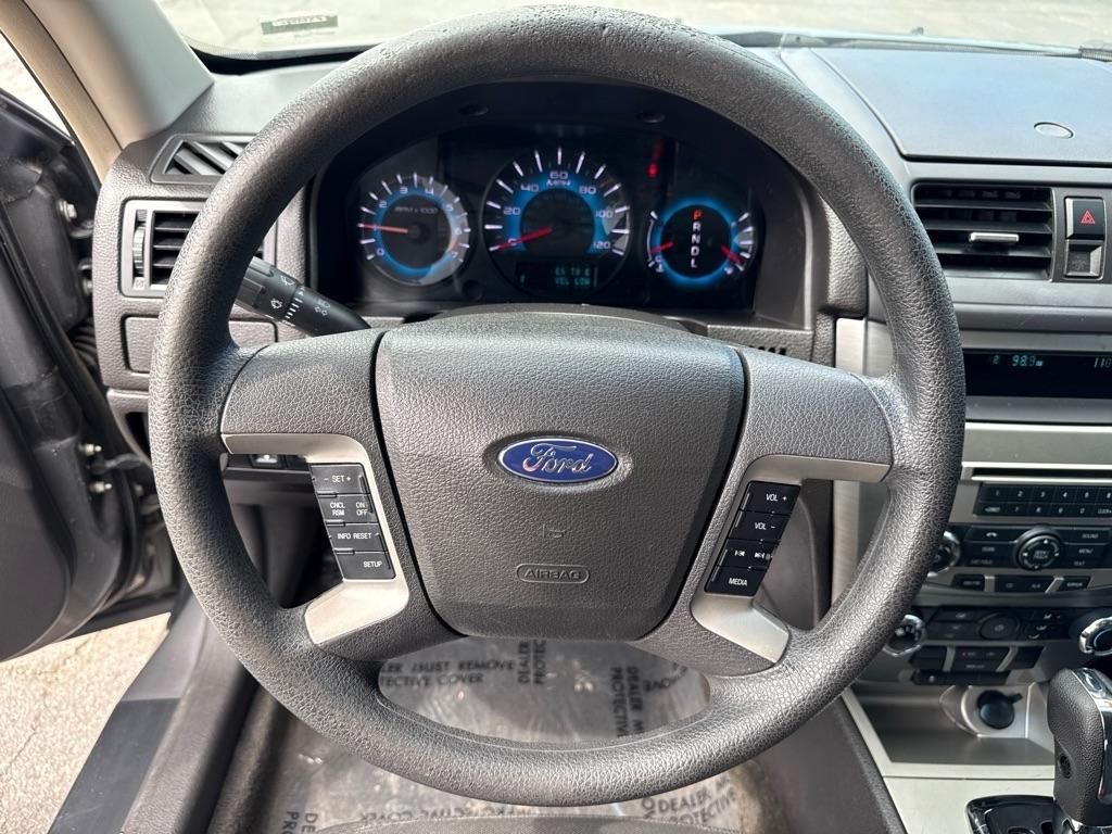 Ford Fusion SE 2010