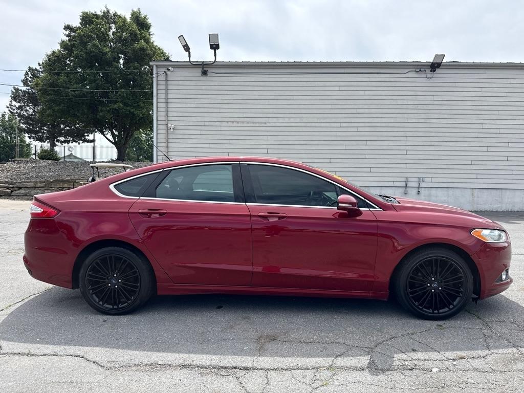 Ford Fusion SE 2016