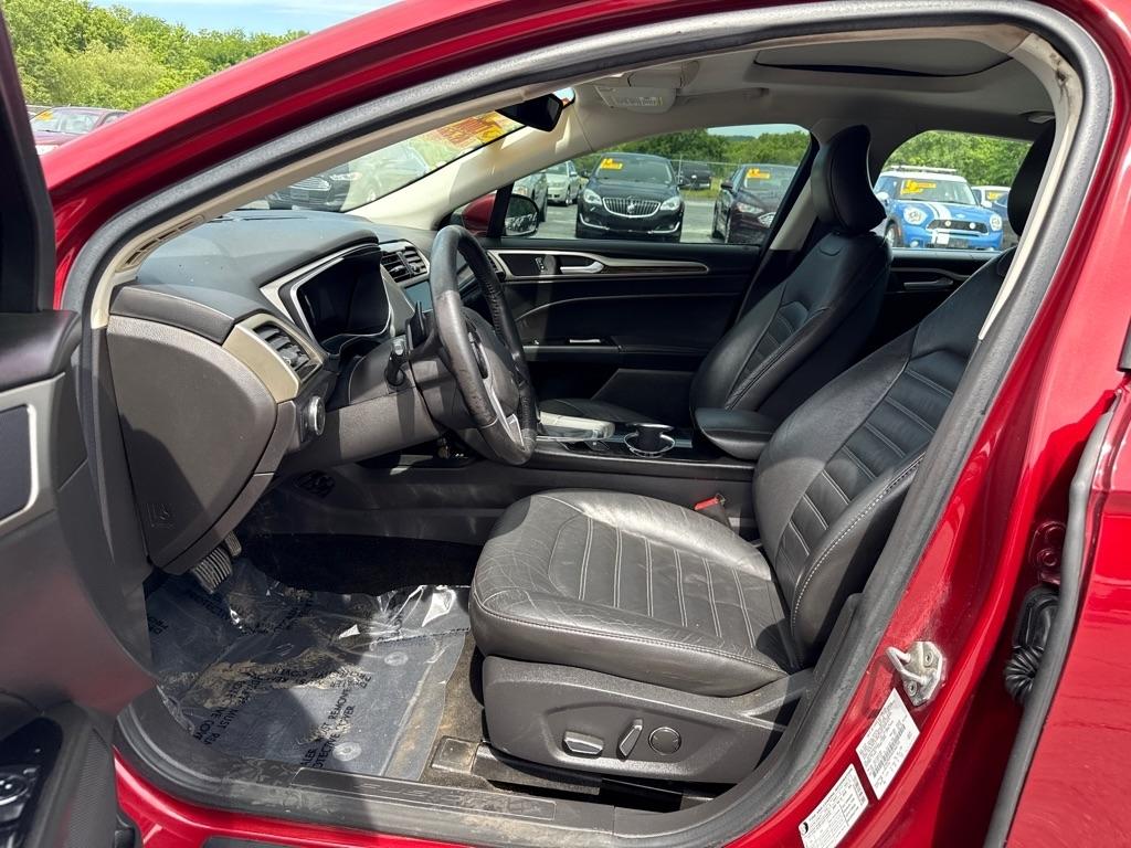 Ford Fusion SE 2016