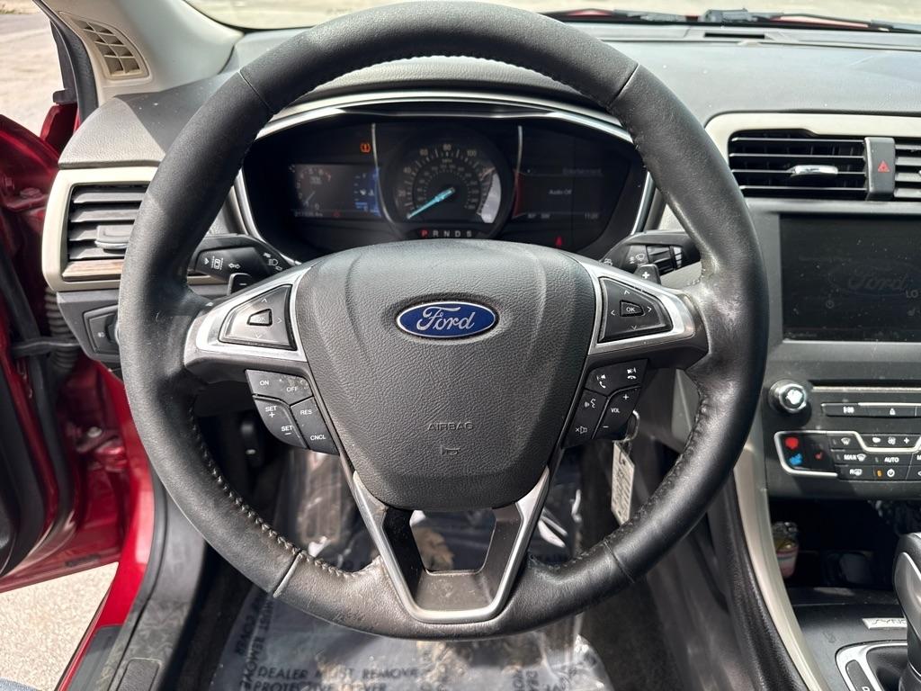 Ford Fusion SE 2016