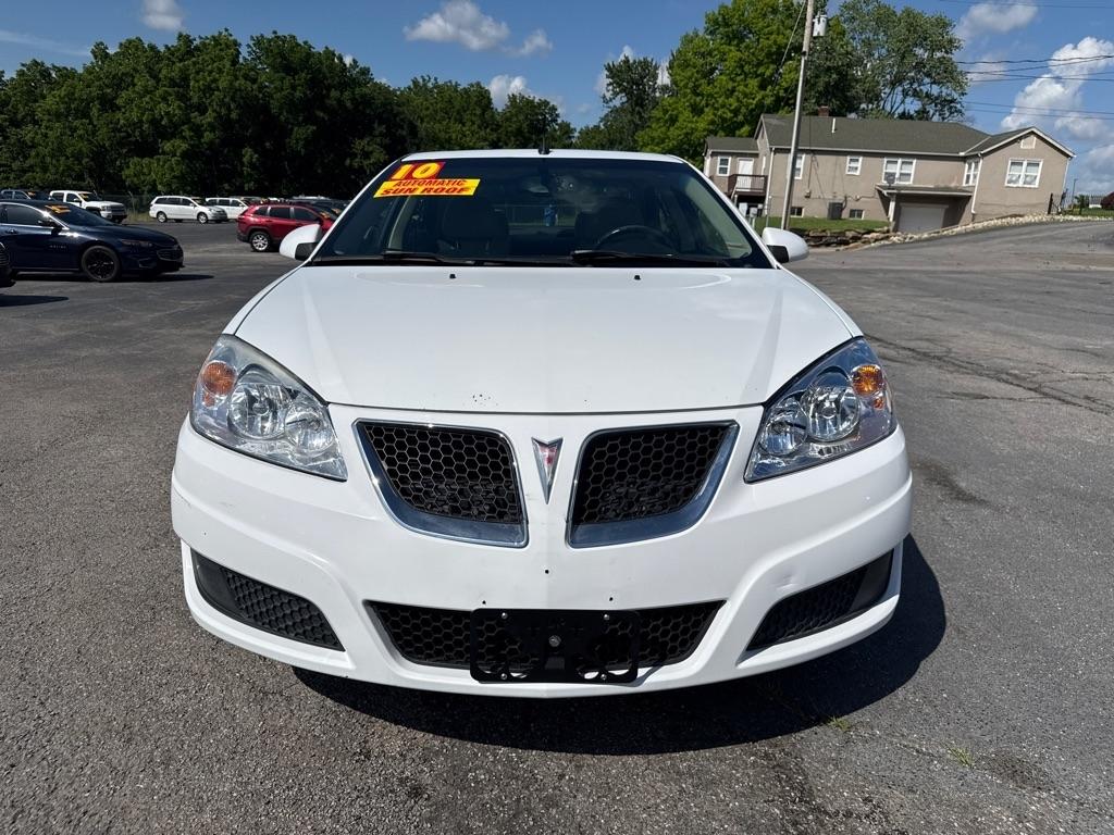 Pontiac G6 Base 2010