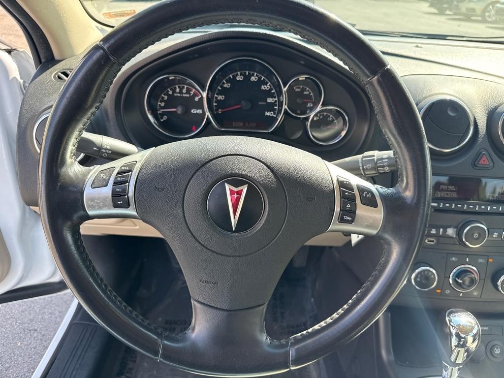 Pontiac G6 Base 2010