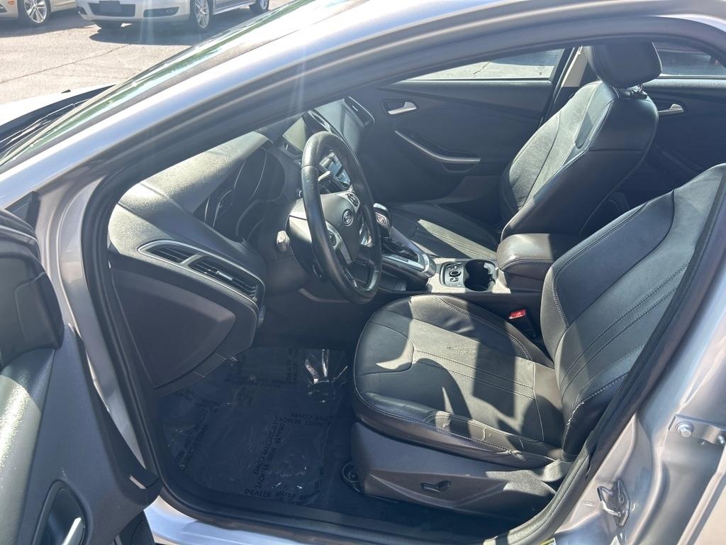 Ford Focus Titanium Hatch 2014