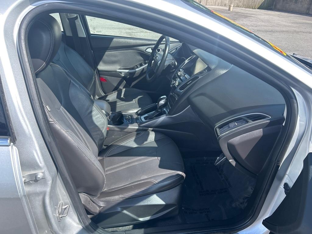 Ford Focus Titanium Hatch 2014