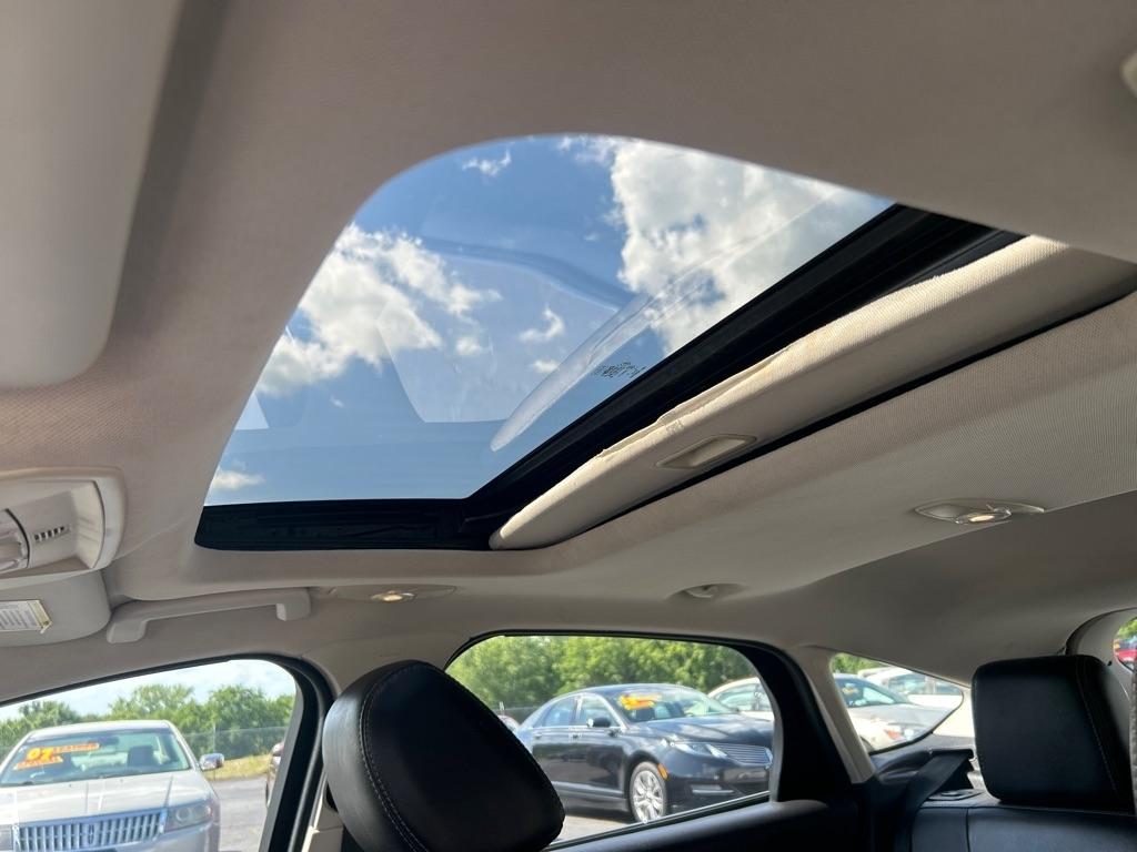 Ford Focus Titanium Hatch 2014