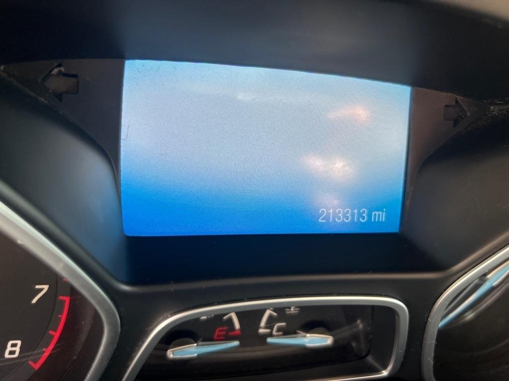 Ford Focus Titanium Hatch 2014