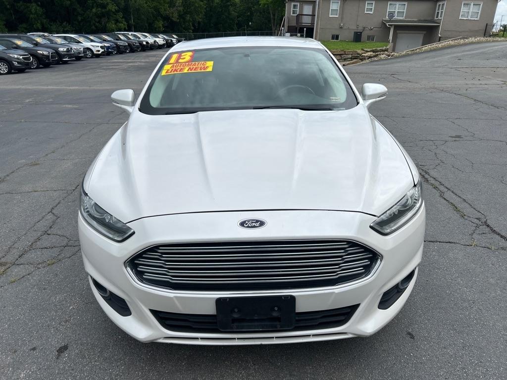 Ford Fusion SE 2013