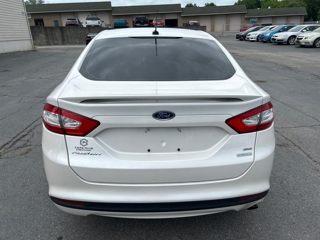 Ford Fusion SE 2013