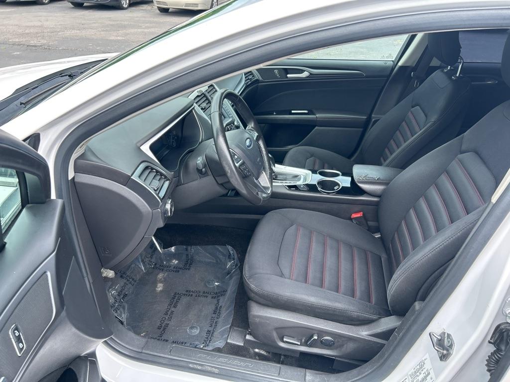 Ford Fusion SE 2013