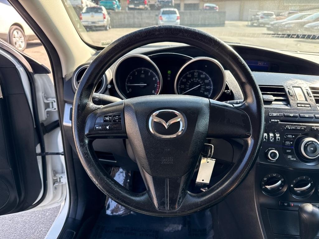Mazda MAZDA3 i SV AT 4-Door 2013