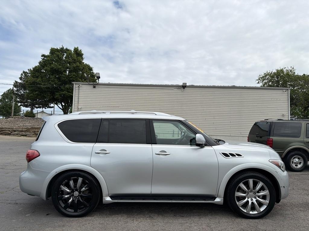Infiniti QX56 4WD 2012