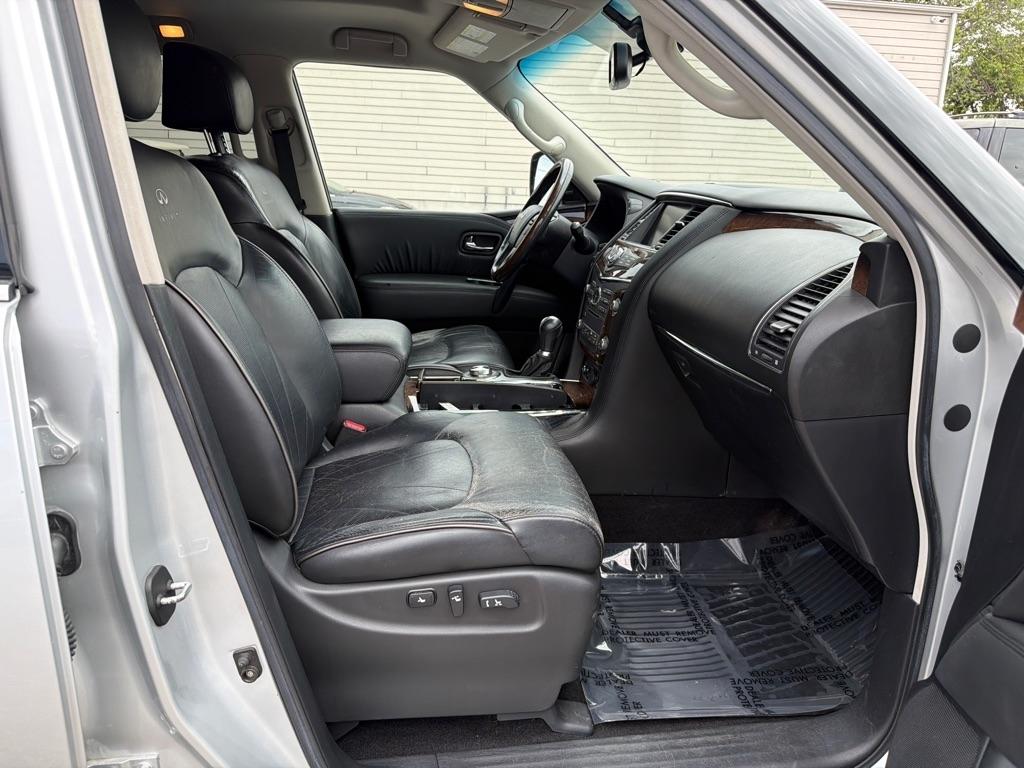Infiniti QX56 4WD 2012
