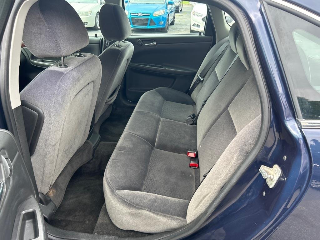 Chevrolet Impala LS 2010