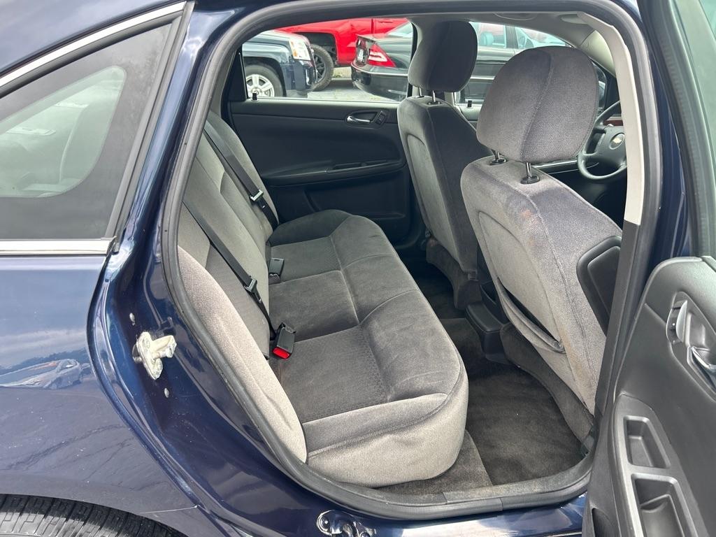 Chevrolet Impala LS 2010