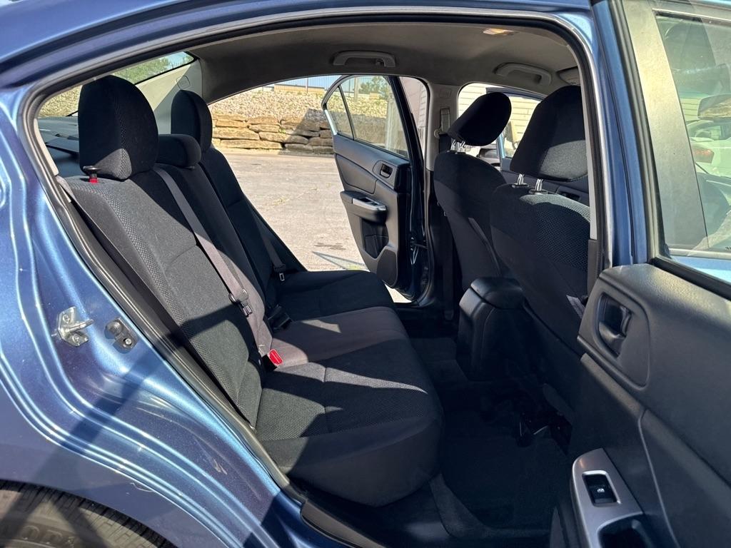Subaru Impreza 2.0i PZEV 5M 4-Door 2015