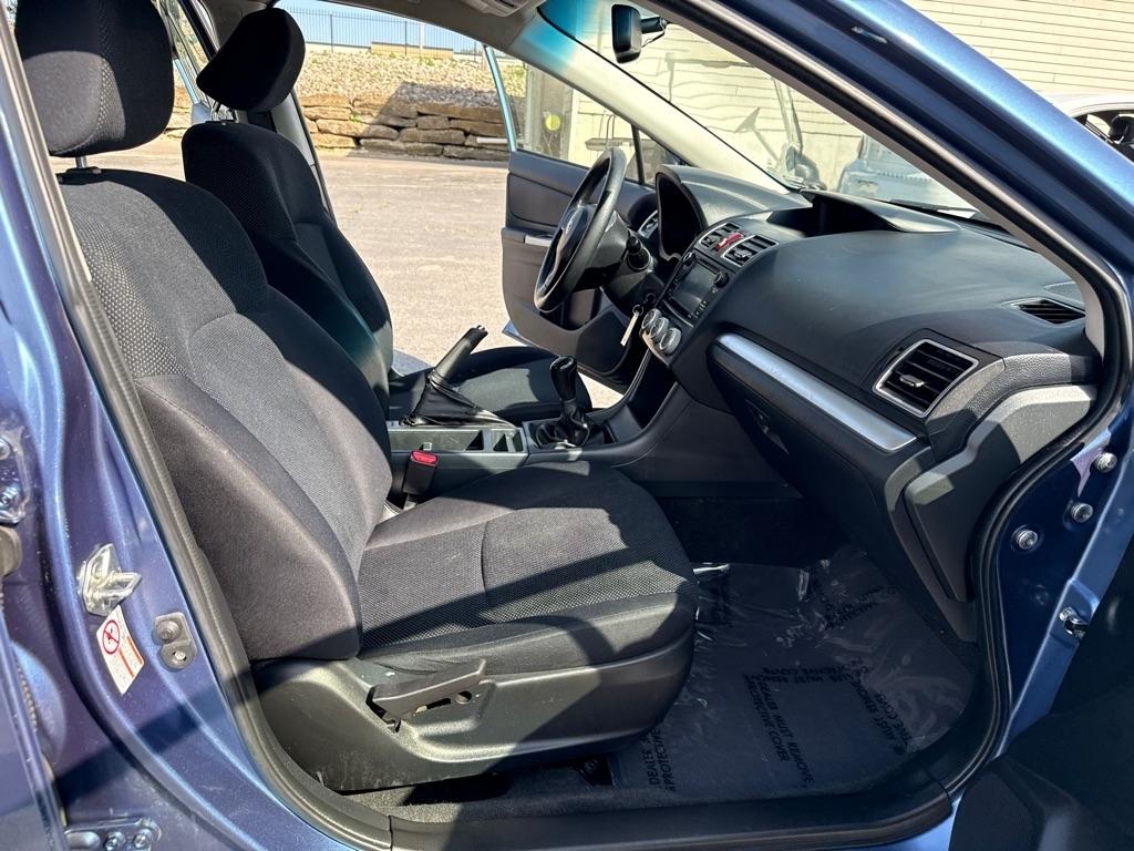 Subaru Impreza 2.0i PZEV 5M 4-Door 2015