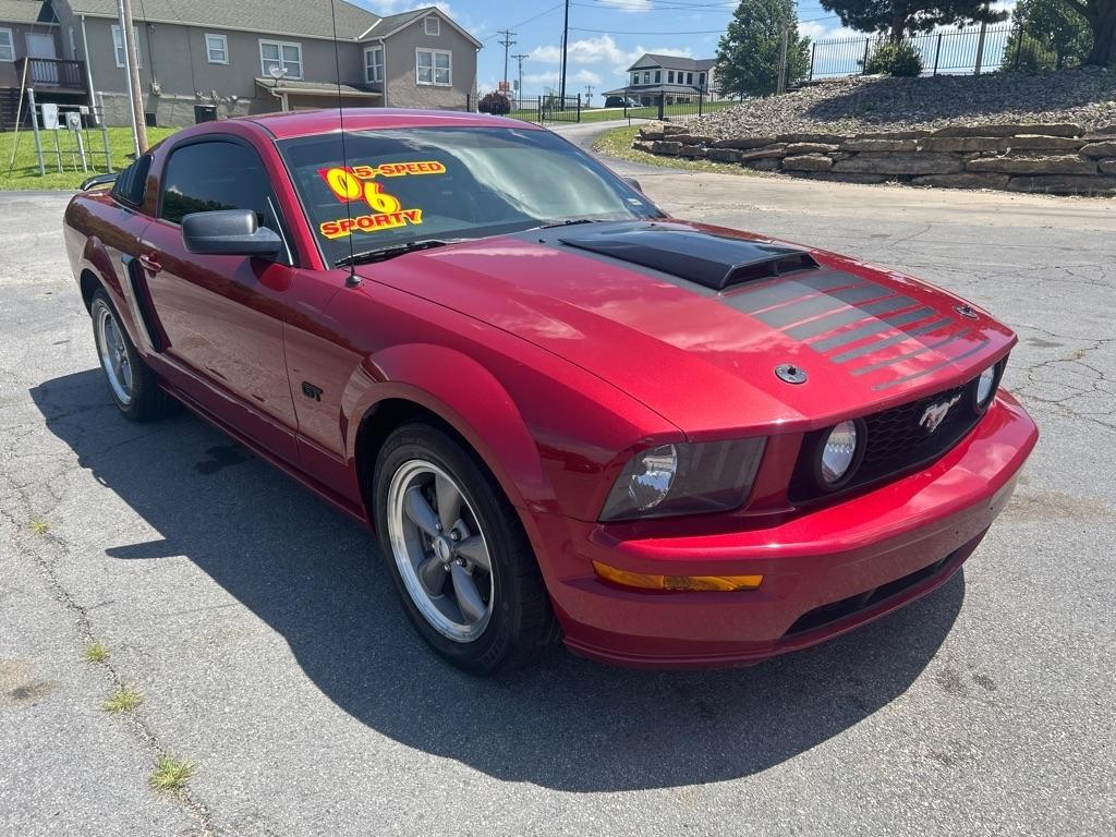 Ford Mustang GT Premium Coupe 2006