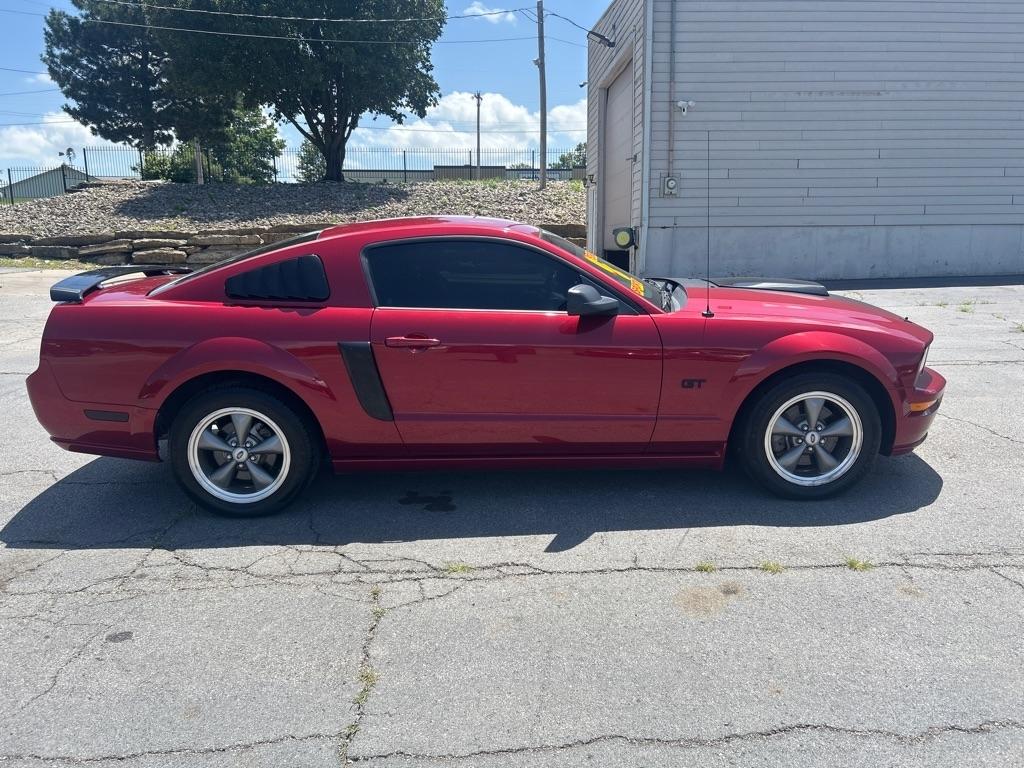 Ford Mustang GT Premium Coupe 2006