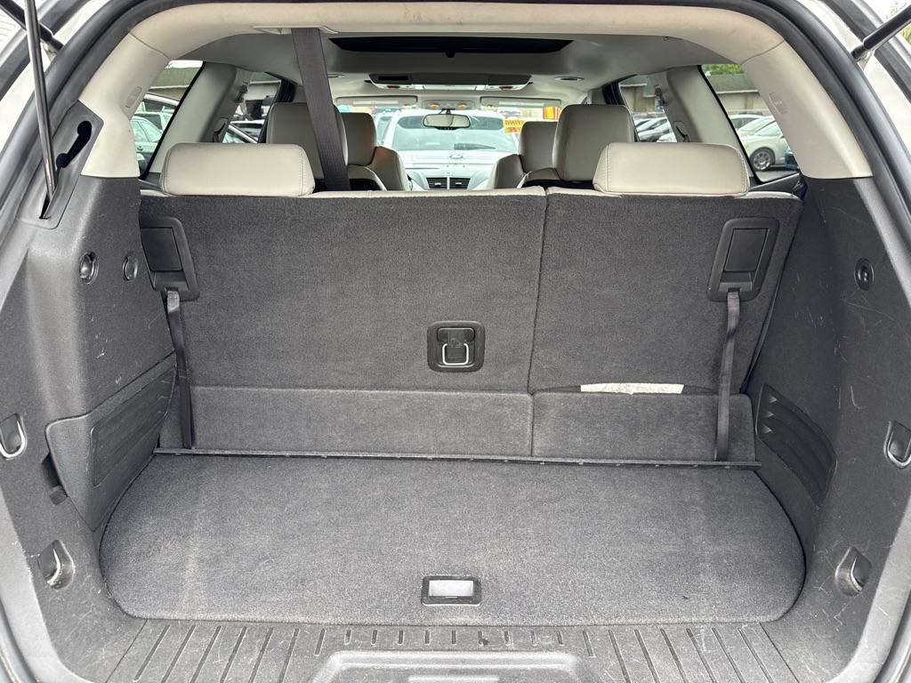 Chevrolet Traverse LTZ AWD 2011